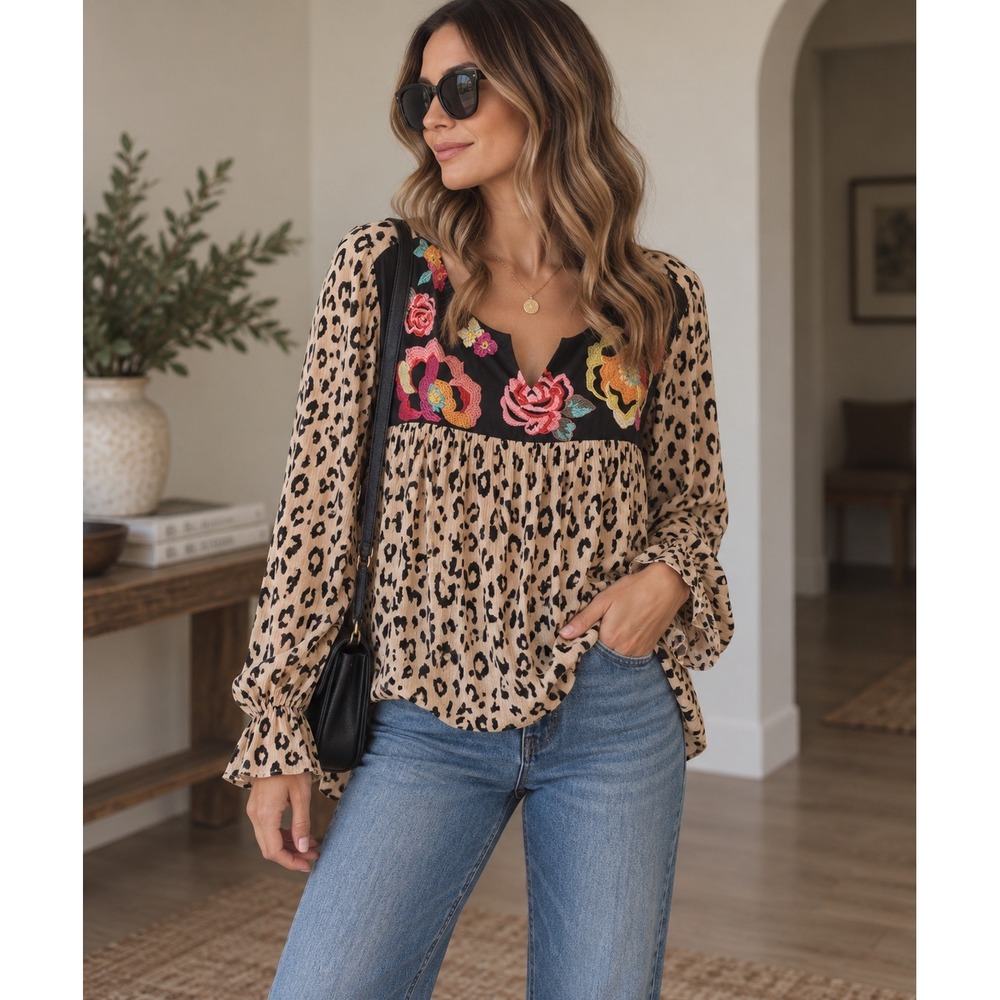 Savanna Jane Blouse Size 1X Tan Leopard Floral Embroidered Boho Bell Sleeve Plus